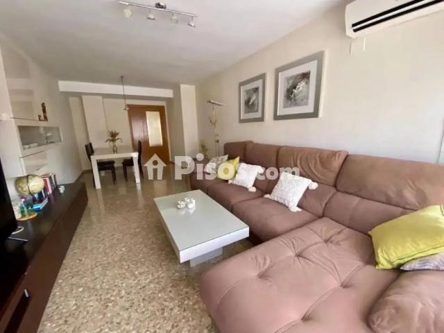 Piso en alquiler en Montcada Moncada