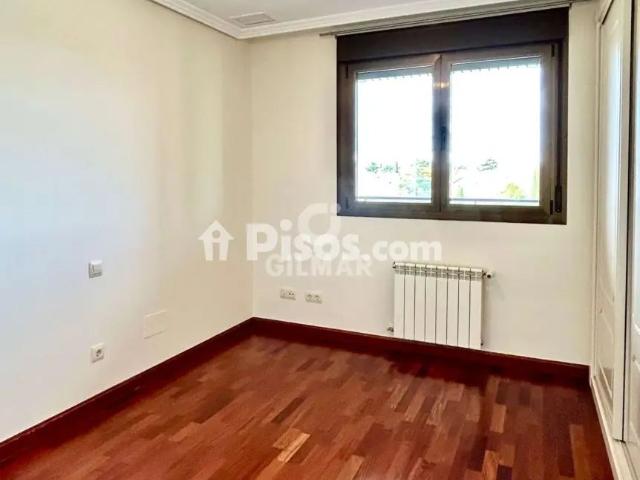 Piso en alquiler en Monte del Pilar