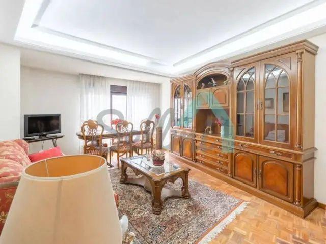 Piso en alquiler en Montecerrao