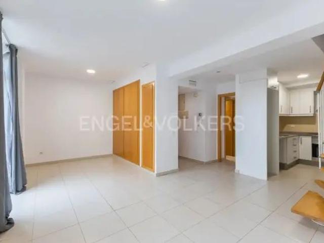 Piso en alquiler en Montolivet