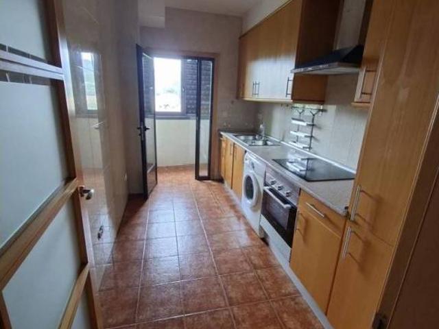 Piso en Alquiler en Mos