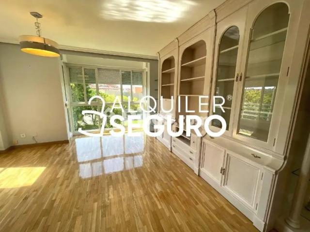 Piso en alquiler en Moratalaz