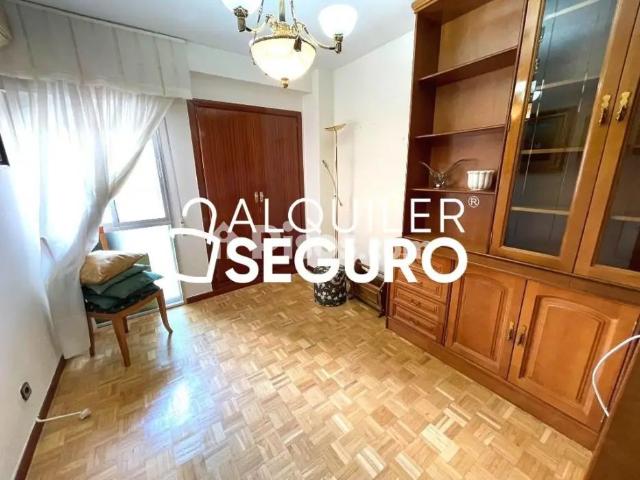 Piso en alquiler en Moratalaz