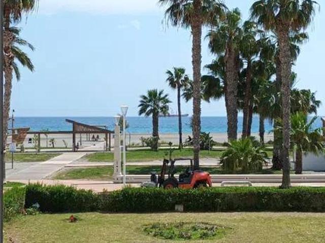 Piso en Alquiler en Motril