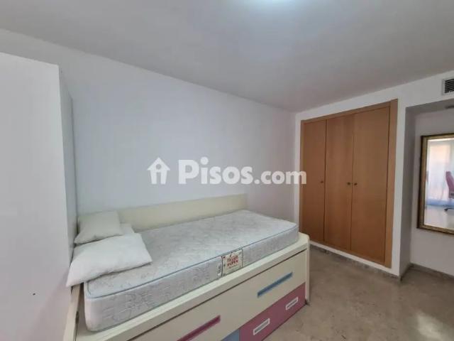 Piso en alquiler en Nou Moles