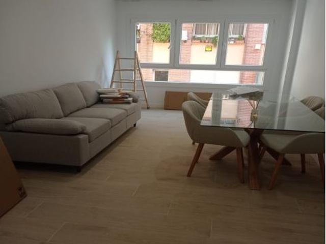 Piso en Alquiler en Novelda, Alicante