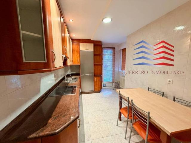 Piso en Alquiler en Ourense