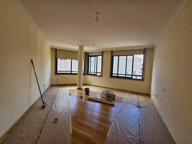 Piso en Alquiler en Ourense