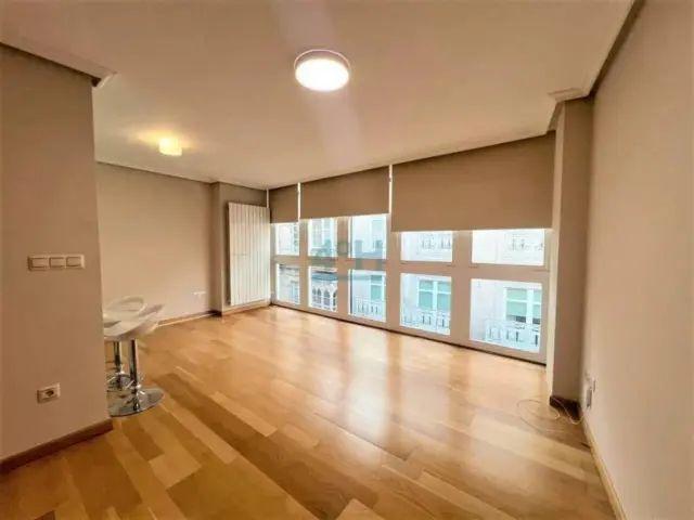 Piso en alquiler en Ourense Capital