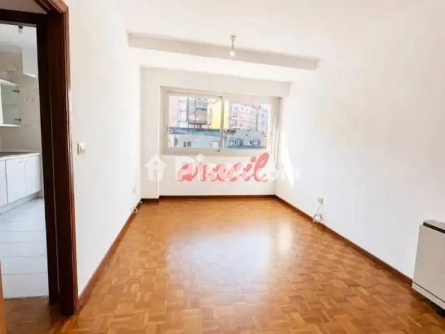Piso en alquiler en Ourense Capital