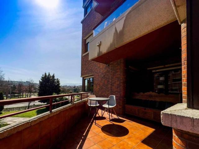 Piso en Alquiler en Oviedo
