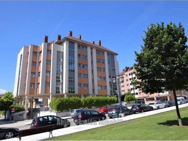 Piso en Alquiler en Oviedo