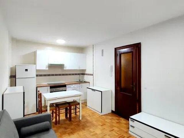 Piso en Alquiler en Oviedo