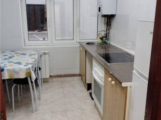 Piso en Alquiler en Oviedo