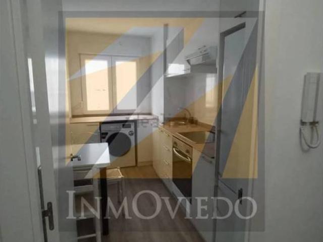 Piso en Alquiler en Oviedo