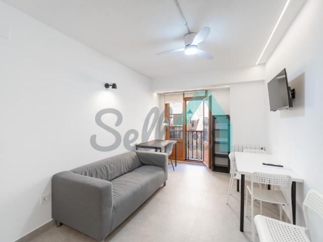 Piso en alquiler en Oviedo de 62 m2 REF:140212