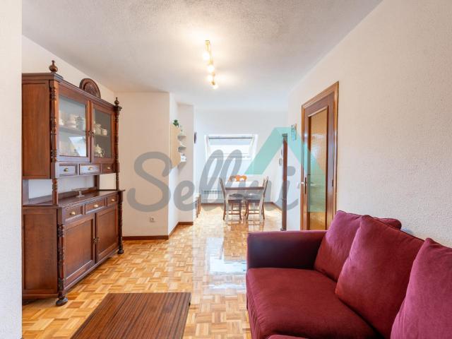 Piso en alquiler en Oviedo de 73 m2 REF:11503