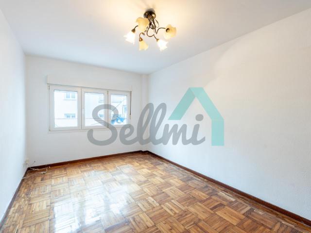 Piso en alquiler en Oviedo de 74m2 REF:15031