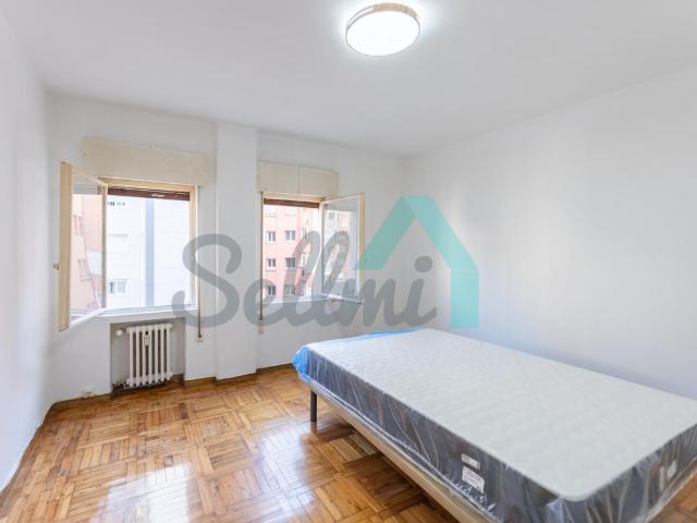 Piso en alquiler en Oviedo de 82 m2 REF:130103