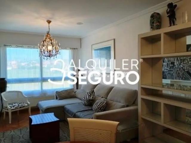 Piso en alquiler en Oleiros