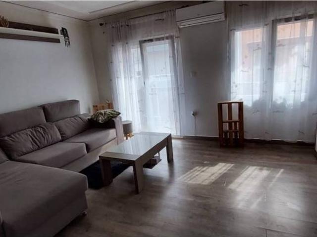 Piso en Alquiler en Oliva