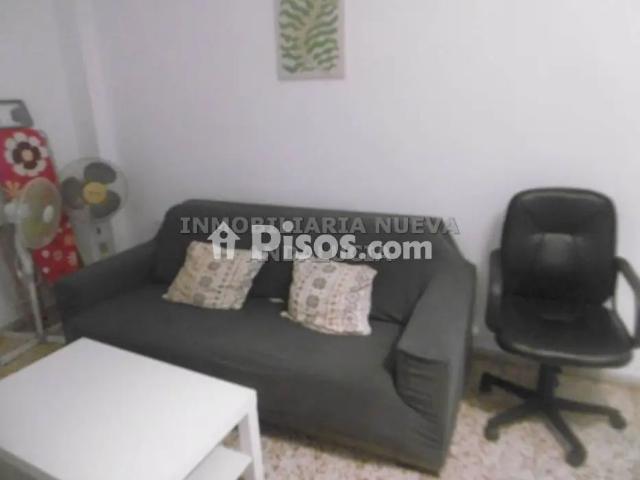 Piso en alquiler en Oliveros Altamira Barrio Alto