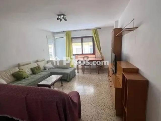 Piso en alquiler en Oliveros Altamira Barrio Alto
