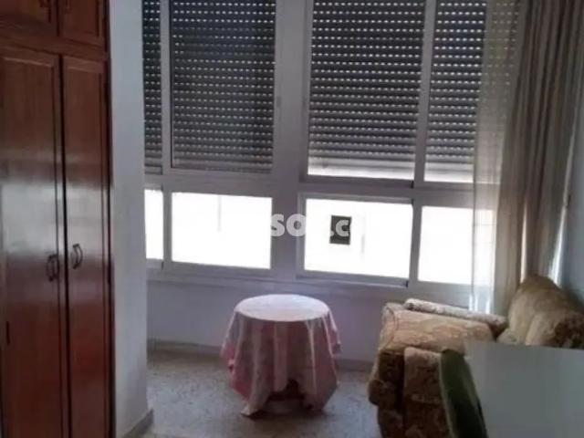 Piso en alquiler en Oliveros Altamira Barrio Alto