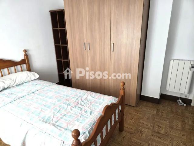 Piso en alquiler en Os Mallos A Falperra