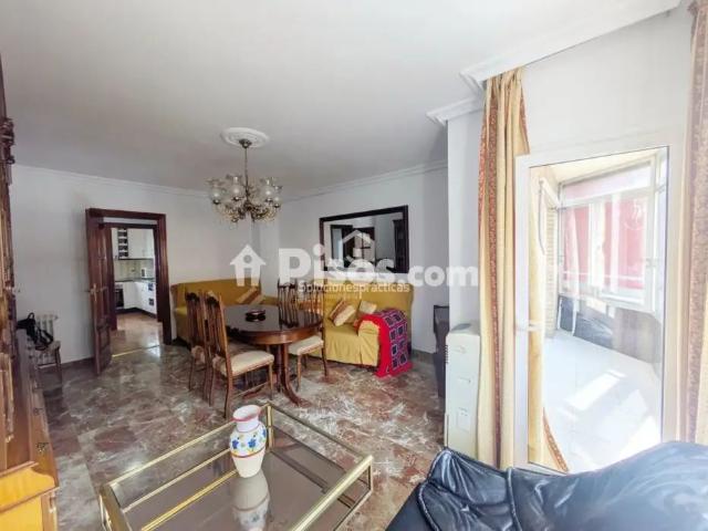 Piso en alquiler en Avda. Andalucía