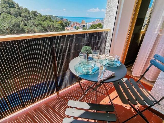 Piso en alquiler en avenida Doctor Fleming, Lloret de Mar, de 45 m² 1 habitación por 725