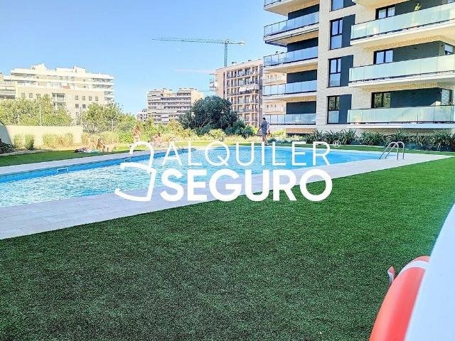 Piso en alquiler en avenida De Clara Campoamor, Viladecans, de 61 m² 2 habitaciones por 1.590