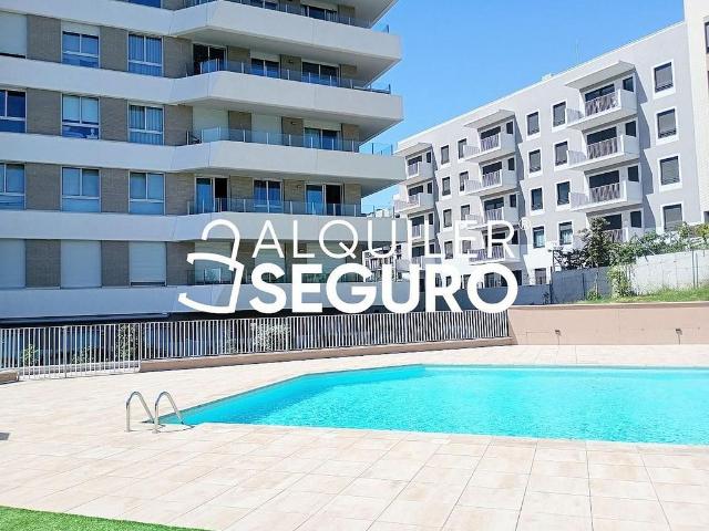 Piso en alquiler en avenida De Clara Campoamor, Viladecans, de 77 m² 2 habitaciones por 1.550
