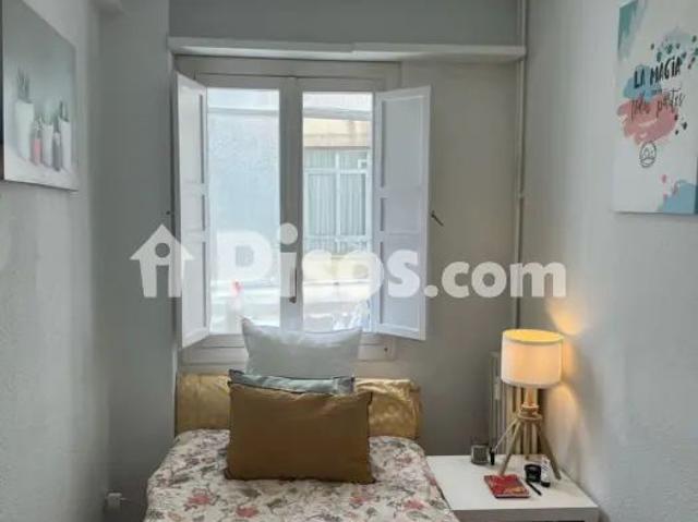 Piso en alquiler en Avenida de Baviera