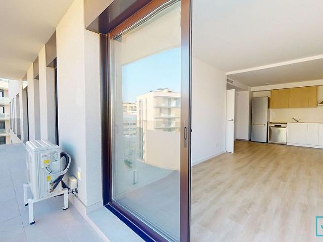 Piso en alquiler en avenida De Barcelona, Sant Joan Despí, de 72 m² 3 habitaciones por 1.535 €