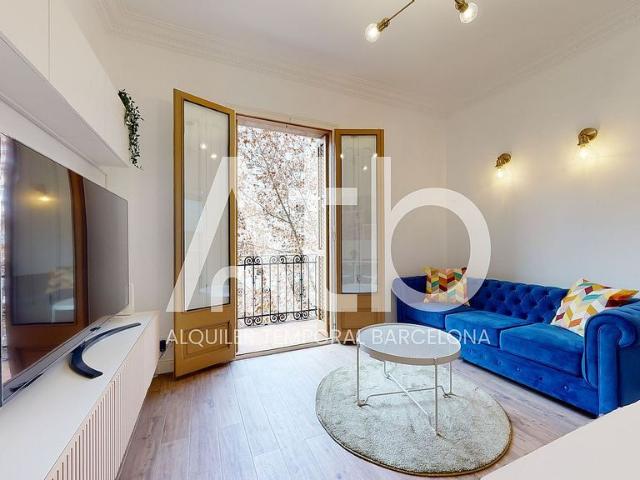 Piso en alquiler en avenida De Gaudí, Barcelona, de 52 m² 3 habitaciones por 2.300
