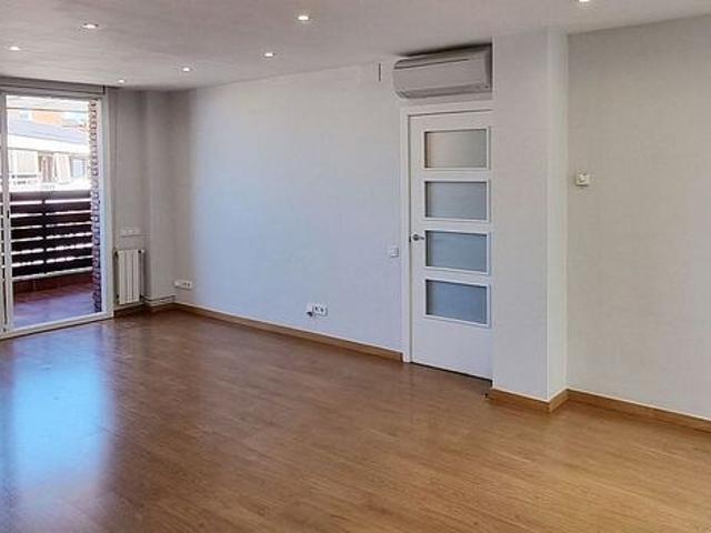Piso en alquiler en avenida De Josep Tarradellas, Barcelona, de 108 m² 3 habitaciones por 2.240