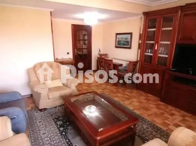 Piso en alquiler en Avenida de la Constitución