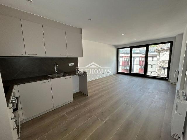 Piso en alquiler en avenida De Les Escoles, Les Escaldes, de 68 m² 3 habitaciones por 2.400