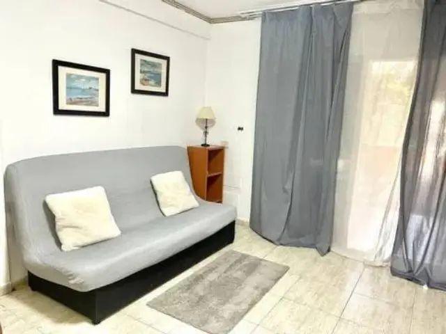 Piso en alquiler en Avenida de Moscú