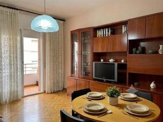 Piso en alquiler en avenida De Madrid, Barcelona, de 90 m² 3 habitaciones por 1.950
