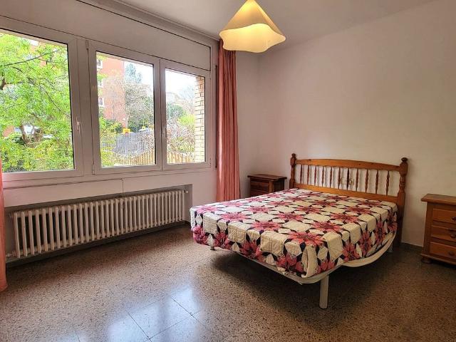 Piso en alquiler en avenida De Pompeu Fabra, Barcelona, de 102 m² 4 habitaciones por 1.495