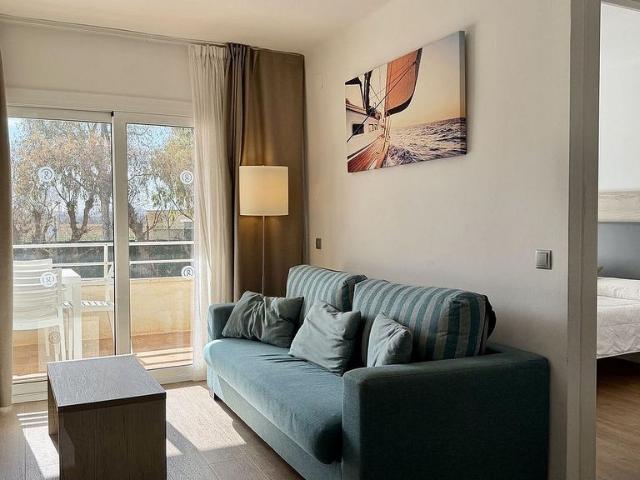Piso en alquiler en avenida De Roma, Torroella de Montgrí, de 60 m² 2 habitaciones por 1.548