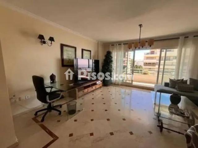 Piso en alquiler en Avenida del Mar