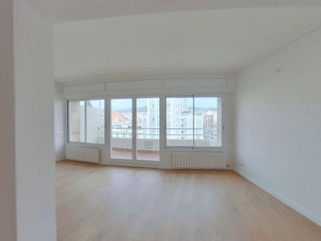 Piso en alquiler en avenida Diagonal, Barcelona, de 215 m² 5 habitaciones por 4.950