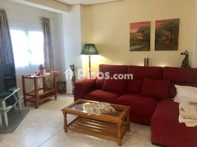 Piso en alquiler en Avenida Familia Betancourt y Molina