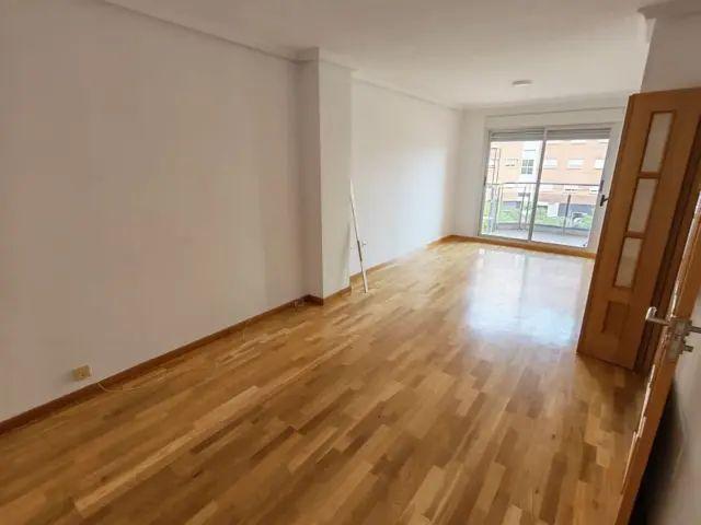 Piso en alquiler en Avenida Francisco Jiménez Ruiz