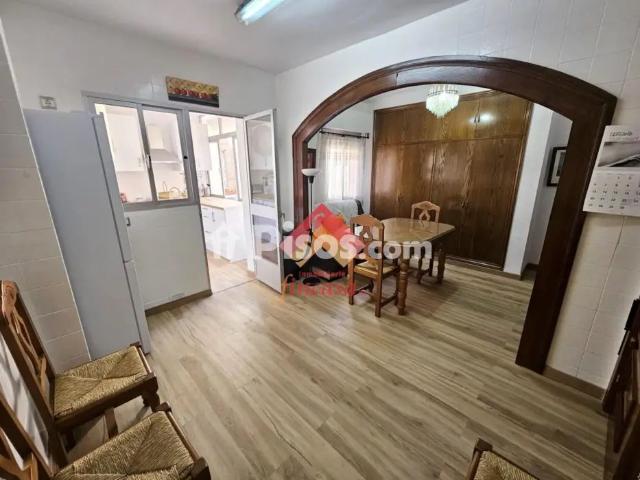 Piso en alquiler en Avenida Málaga