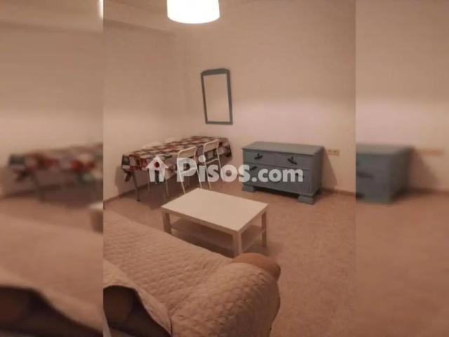 Piso en alquiler en Avenida Pablo Picasso, 18
