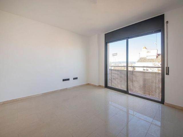 Piso en alquiler en avenida Tarragona, Vilafranca del Penedès, de 80 m² 3 habitaciones por 950